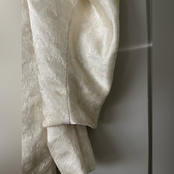 House of CB Cassia Ivory Jacquard Puff Sleeve Mini Dress - Picture 6 of 9